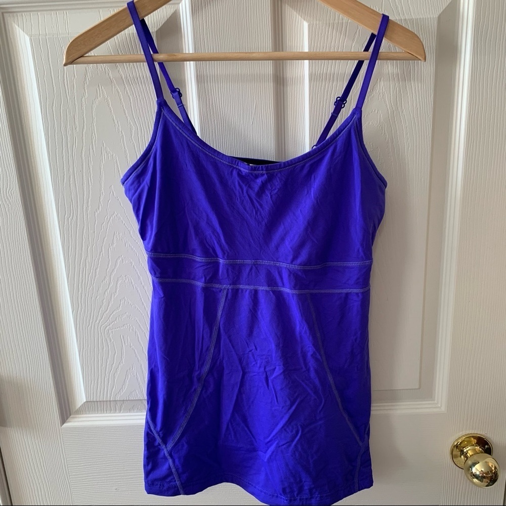 NWOT GapFit Sport Tank Amazing Color